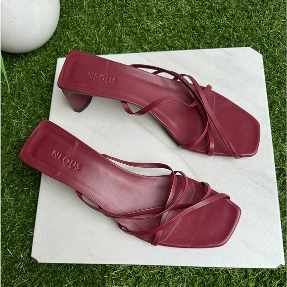NEOUS Mannia Leather Strappy Heel Sandals EU size
40.5 US 10 $500. - Picture 10 of 16